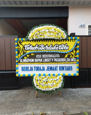 Papan Bunga Duka di Karang Rejo